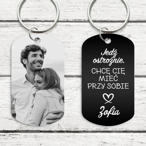 Grawerowany brelok do kluczy dla par z czarną powłoką aluminiową, personalizowany grawer po obu stronach